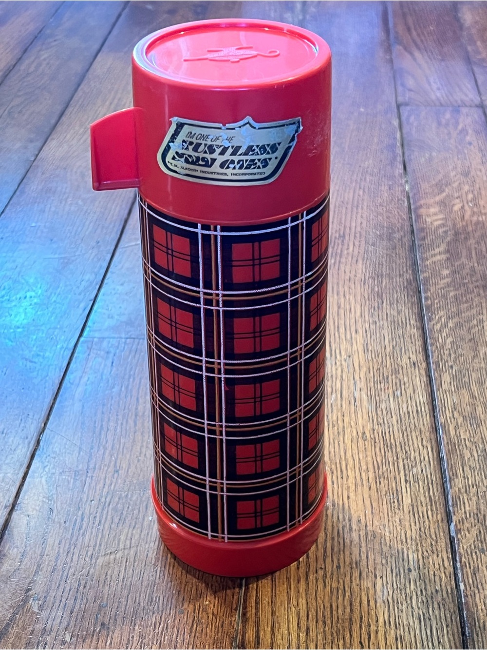 Aladdin’s Red Plaid Vacuum Thermos - Classic Retro Design